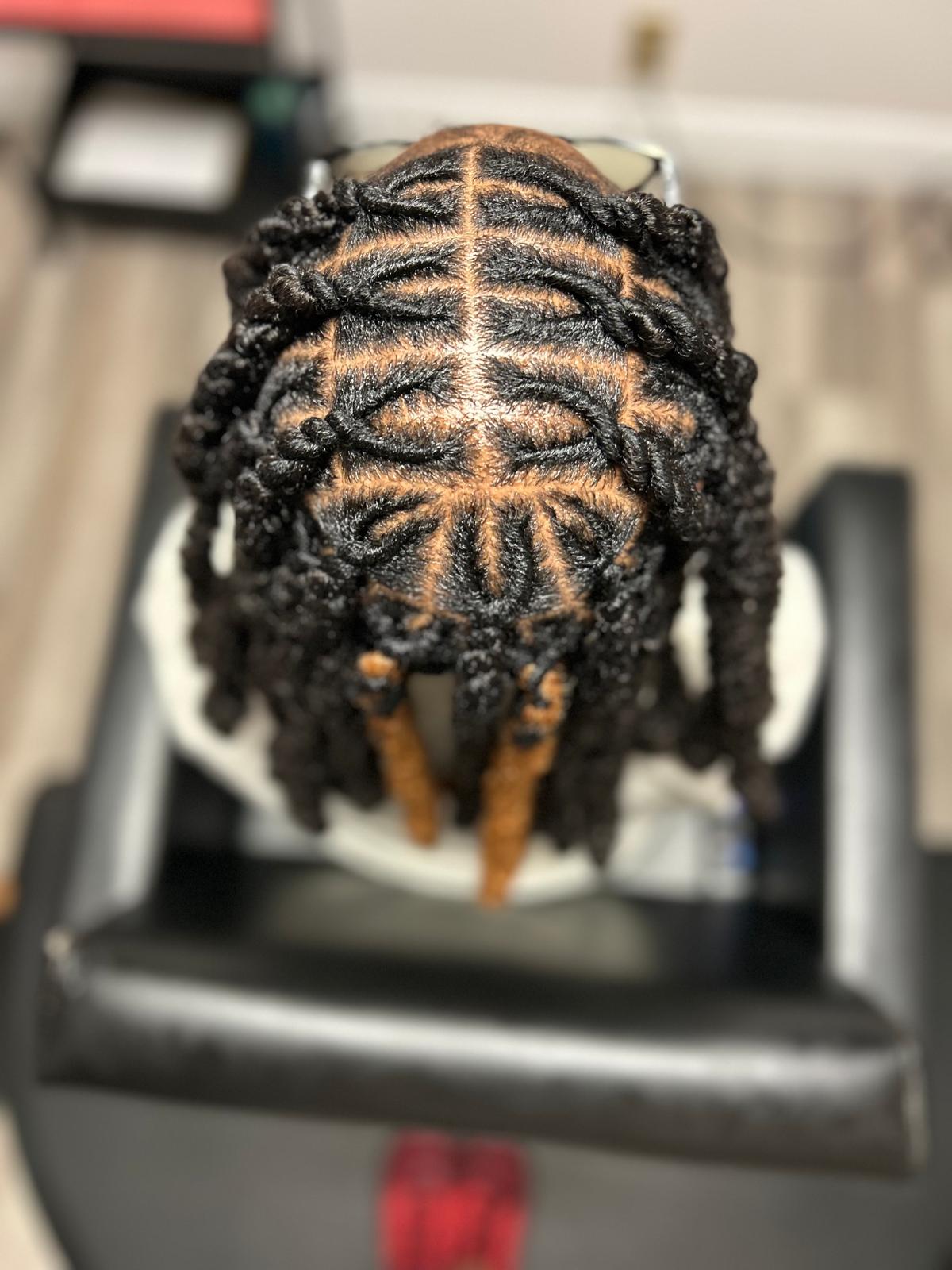 Precise geometric parting patterns for crown loc formation showing mathematical precision